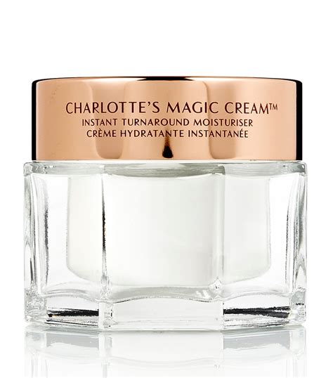 Charlotte magical evening cream